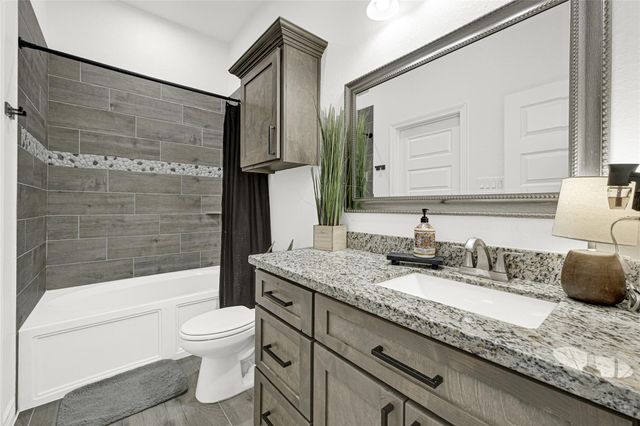 721 Little Spring Court, Anahuac, TX 77514