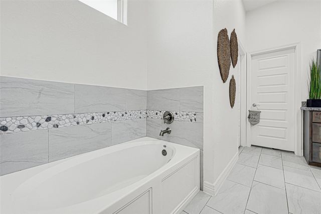 721 Little Spring Court, Anahuac, TX 77514