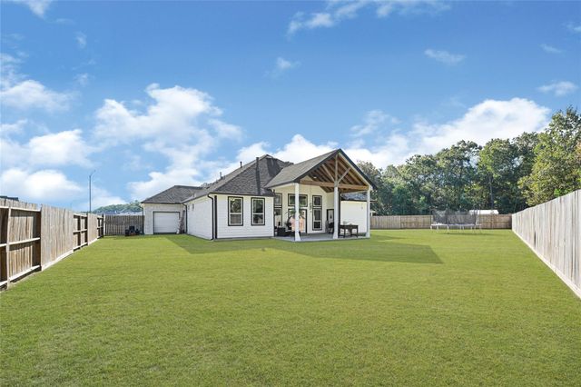 721 Little Spring Court, Anahuac, TX 77514