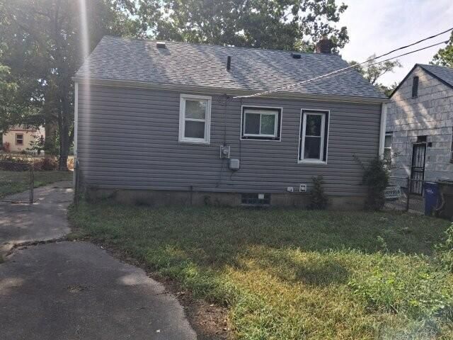 19732 Glastonbury Road, Detroit City, MI 48219