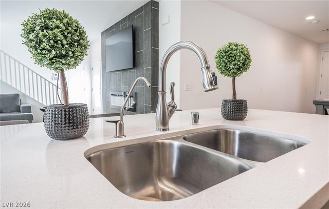 5340 Chase Street, North Las Vegas, NV 89081