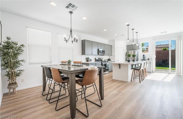 5340 Chase Street, North Las Vegas, NV 89081