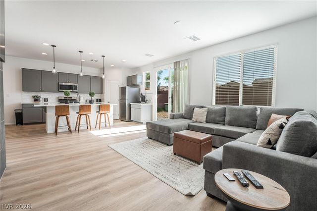 5340 Chase Street, North Las Vegas, NV 89081