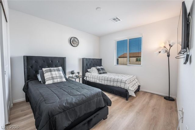 5340 Chase Street, North Las Vegas, NV 89081