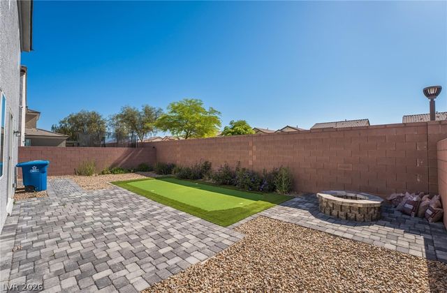 5340 Chase Street, North Las Vegas, NV 89081