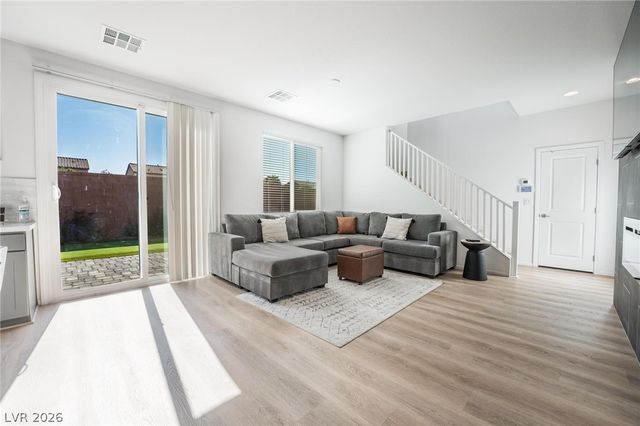 5340 Chase Street, North Las Vegas, NV 89081