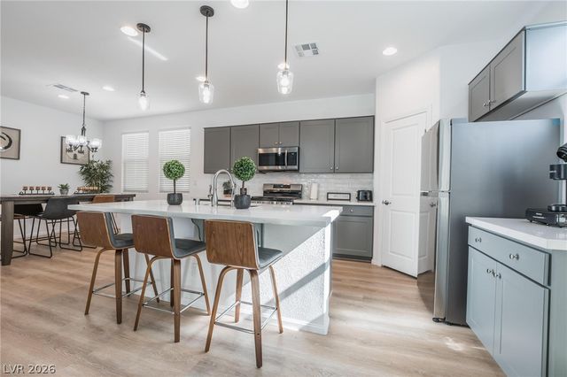 5340 Chase Street, North Las Vegas, NV 89081