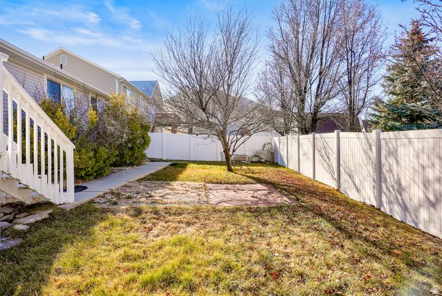 726 PIONEER AVE, Tooele, UT 84074