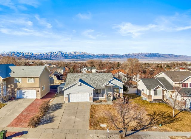 726 PIONEER AVE, Tooele, UT 84074