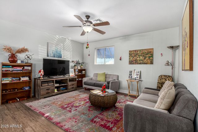16225 N CAVE CREEK Road 85, Phoenix, AZ 85032