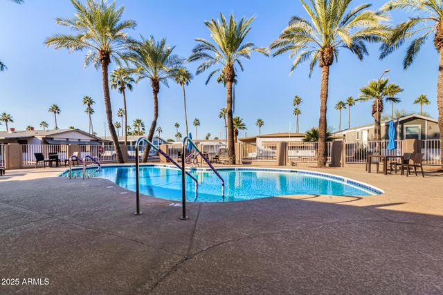 16225 N CAVE CREEK Road 85, Phoenix, AZ 85032