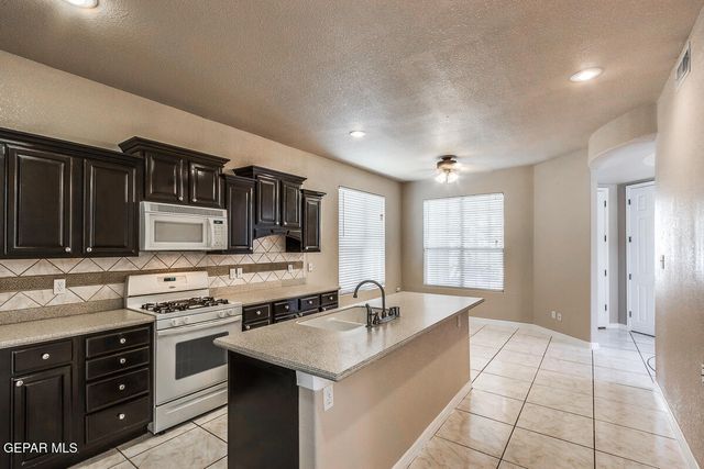 12245 SITTING BULL Drive, El Paso, TX 79936