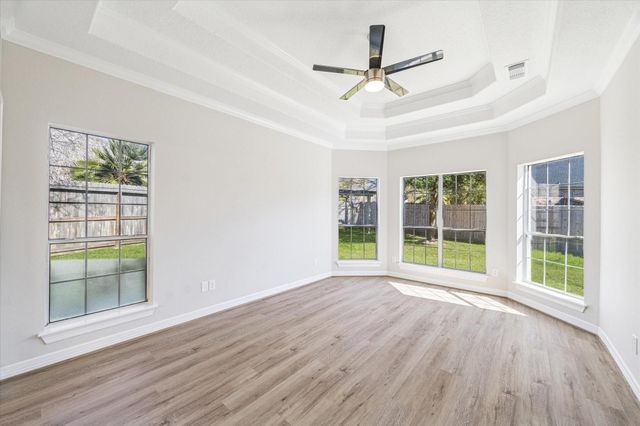 5437 Edgewater Court, Willis, TX 77318