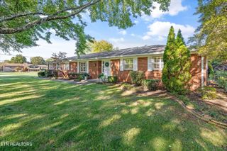 9409 Briarwood Blvd, Knoxville, TN 37923