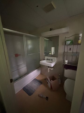 113 Lexington St, Springfield, MA 01107