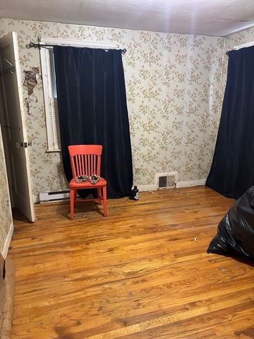 113 Lexington St, Springfield, MA 01107