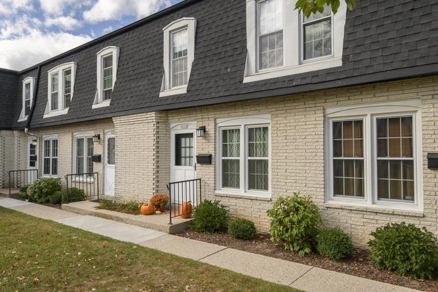 4135 W Cherrywood LANE, Brown Deer, WI 53209