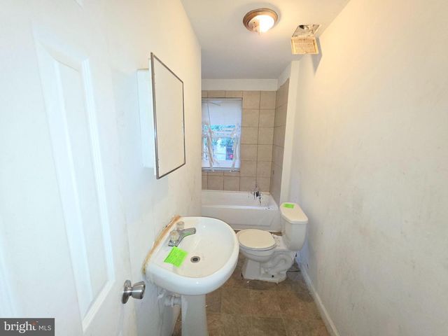 2420 ETTING ST, Baltimore, MD 21217