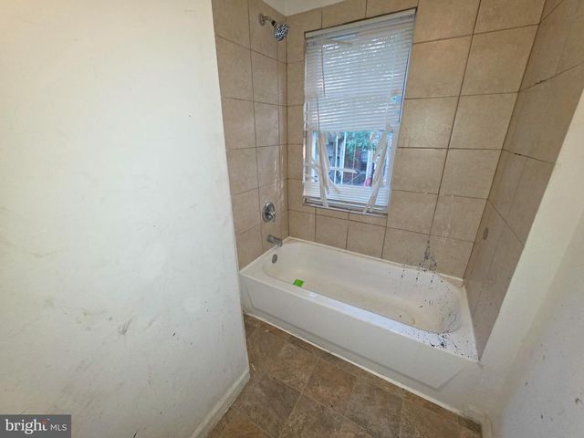 2420 ETTING ST, Baltimore, MD 21217