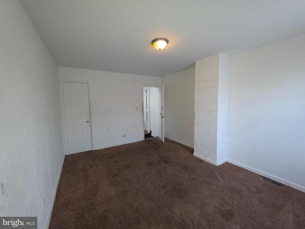 Image 13 of property listing at 2420 ETTING ST, Baltimore, MD 21217