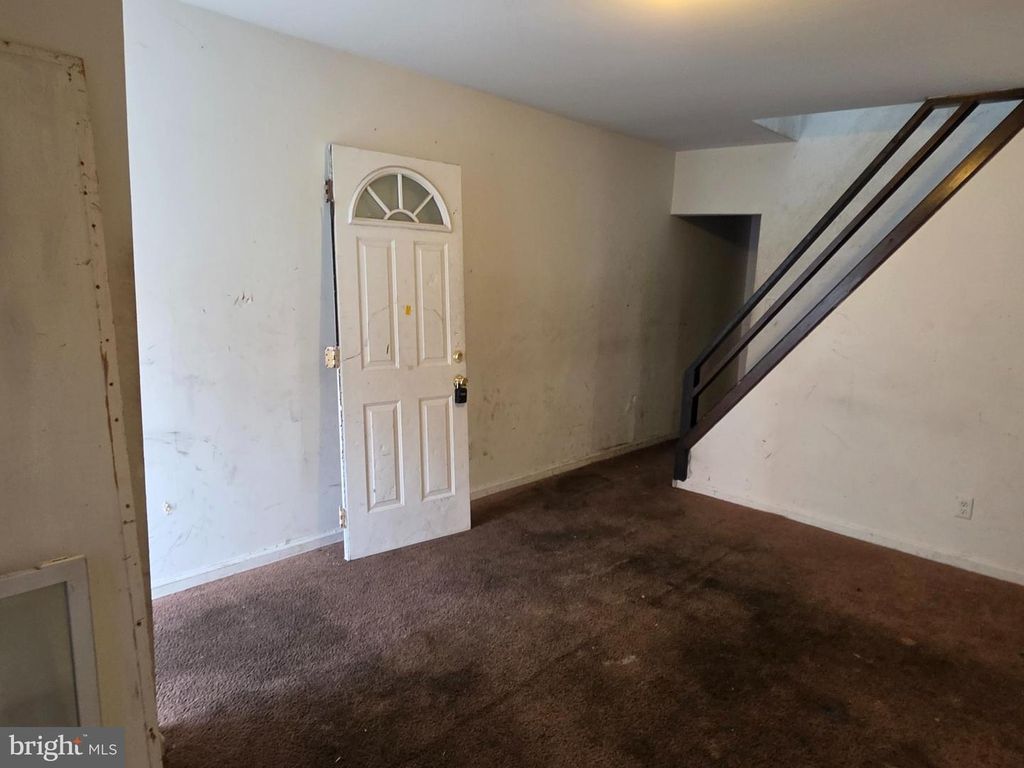 Image 4 of property listing at 2420 ETTING ST, Baltimore, MD 21217