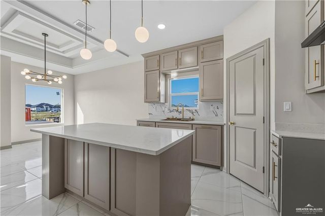 5812 N Gira Del Sol Street, Edinburg, TX 78542