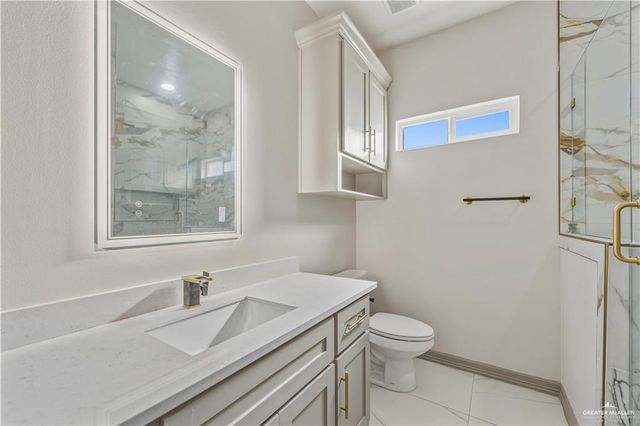 5812 N Gira Del Sol Street, Edinburg, TX 78542