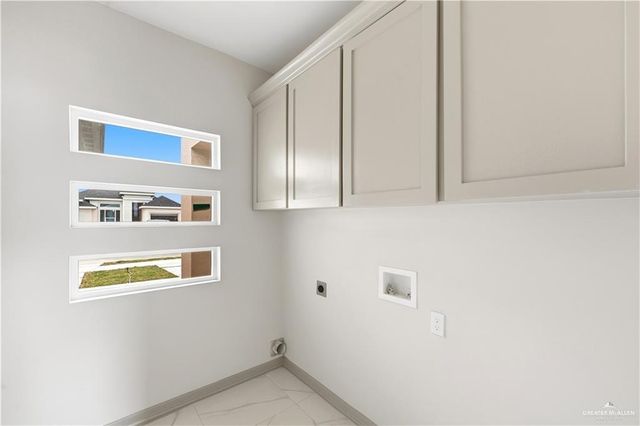 5812 N Gira Del Sol Street, Edinburg, TX 78542