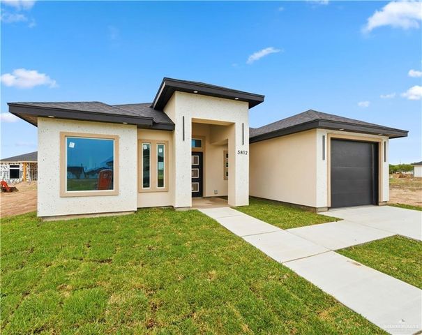 5812 N Gira Del Sol Street, Edinburg, TX 78542