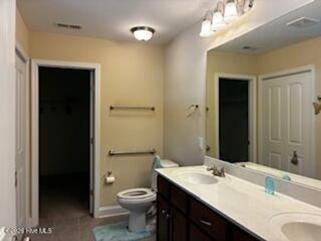 4938 Alamance Drive SE, Southport, NC 28461