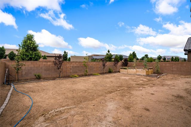 120 Mountaingem Loop, Santa Fe, NM 87508
