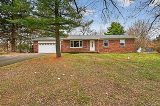 892 Mary Drive, Lapeer, MI 48446