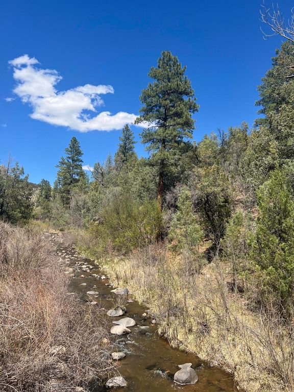 Image 2 of property listing at 1A1A Calle Pinon, Jemez Springs, NM 87025