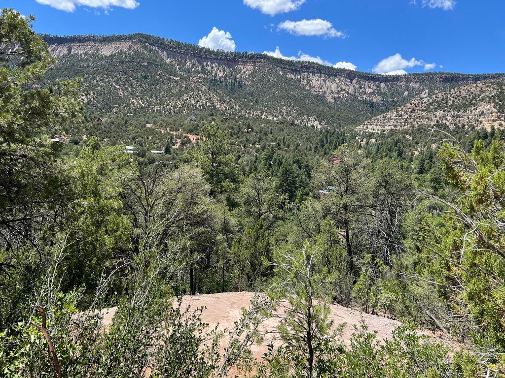 Image 5 of property listing at 1A1A Calle Pinon, Jemez Springs, NM 87025