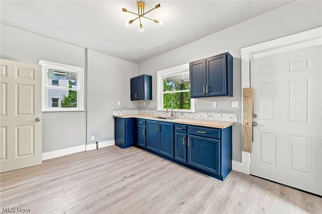 675 E 115, Cleveland, OH 44108