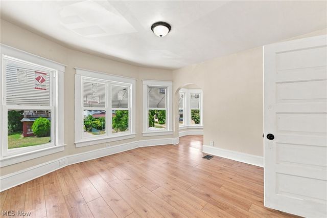 675 E 115, Cleveland, OH 44108