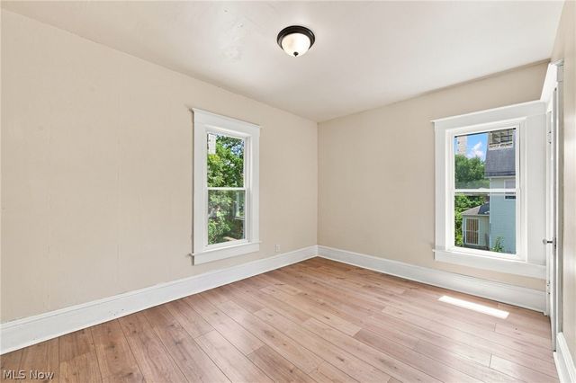 675 E 115, Cleveland, OH 44108
