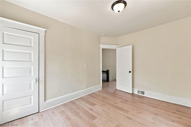 675 E 115, Cleveland, OH 44108