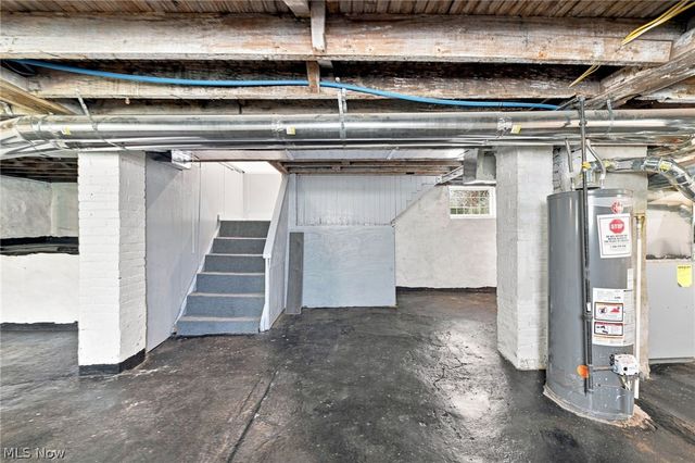 675 E 115, Cleveland, OH 44108