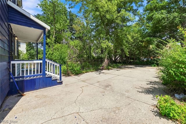675 E 115, Cleveland, OH 44108
