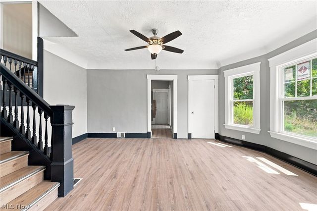 675 E 115, Cleveland, OH 44108