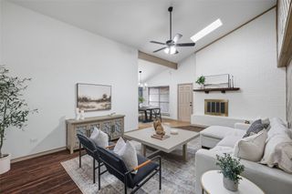 833 Barkridge Trail, Burleson, TX 76028