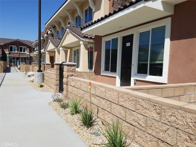 16850 Muscatel, Hesperia, CA 92345