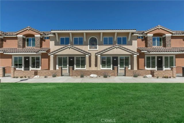 16850 Muscatel, Hesperia, CA 92345