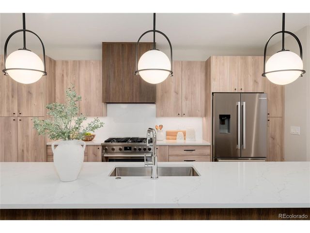3227 W 21st Ave, Denver, CO 80211