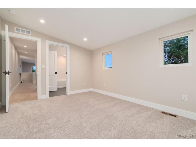 3227 W 21st Ave, Denver, CO 80211