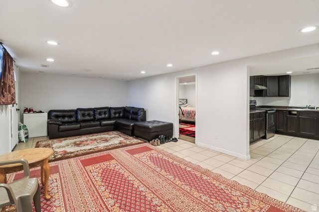 1785 W 3300 S, West Valley City, UT 84119