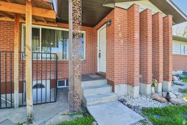 1785 W 3300 S, West Valley City, UT 84119