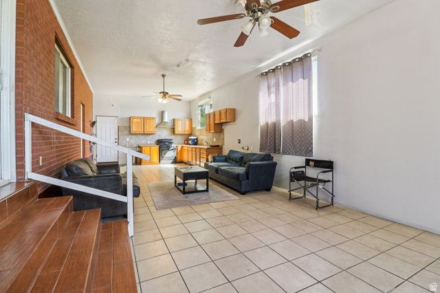 1785 W 3300 S, West Valley City, UT 84119