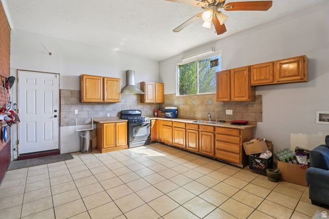 1785 W 3300 S, West Valley City, UT 84119